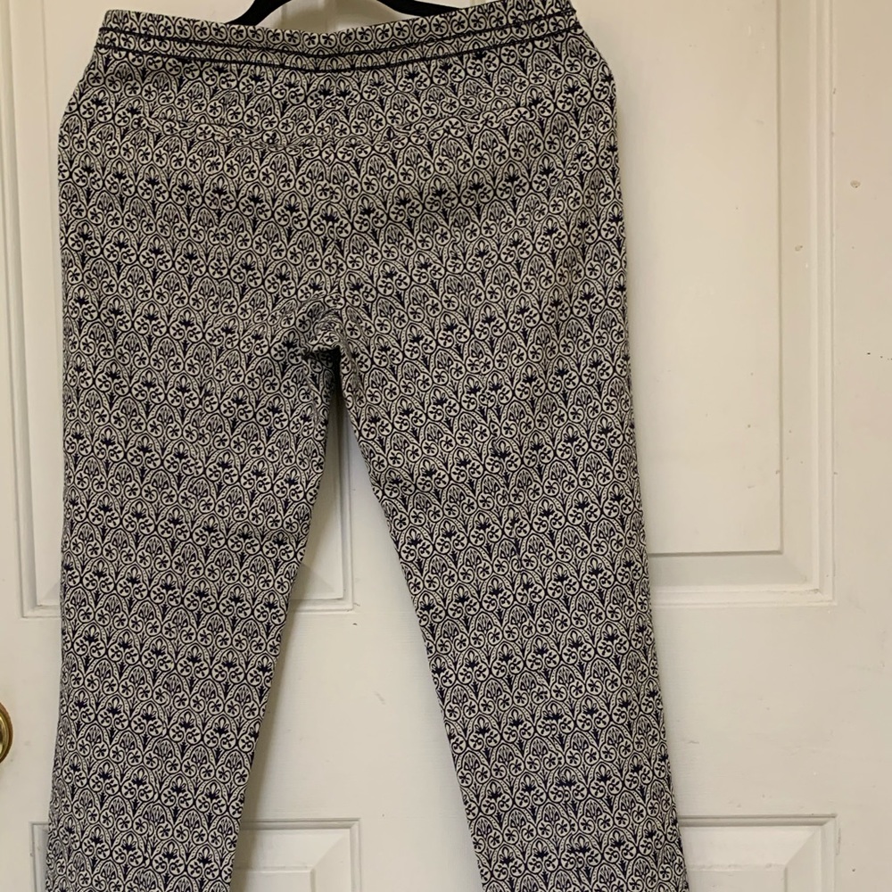 Used Tory Burch Bundle comes with Wrapping! - Picture 4 of 8